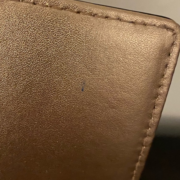 Rose Gold Kate Spade Wallet - Picture 4 of 10